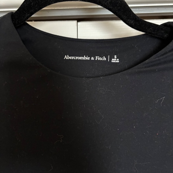 Abercrombie & Fitch Soft Matte Seamless Baby Tee - Picture 5 of 5